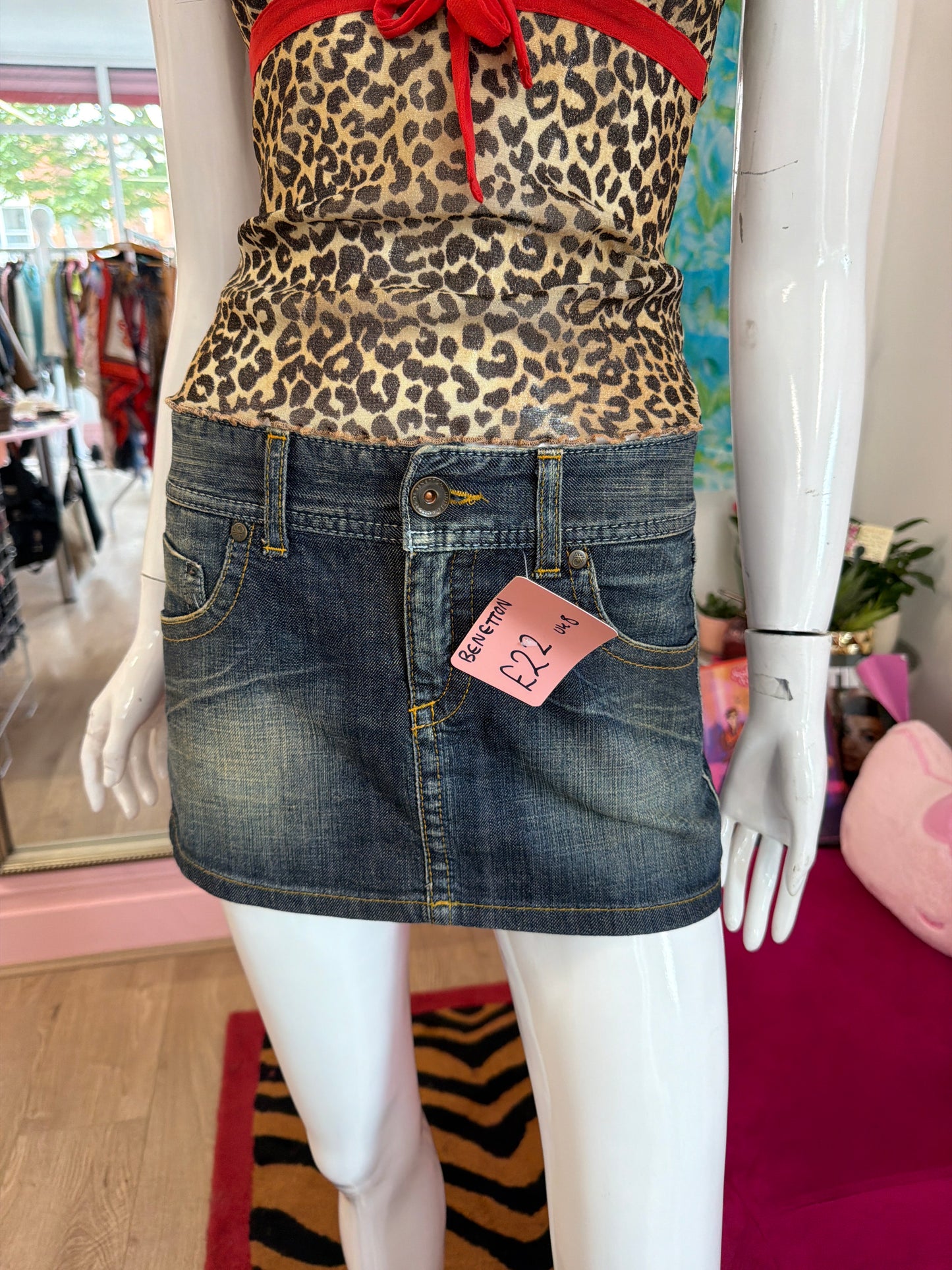 643 Benetton denim skirt Size Uk 8