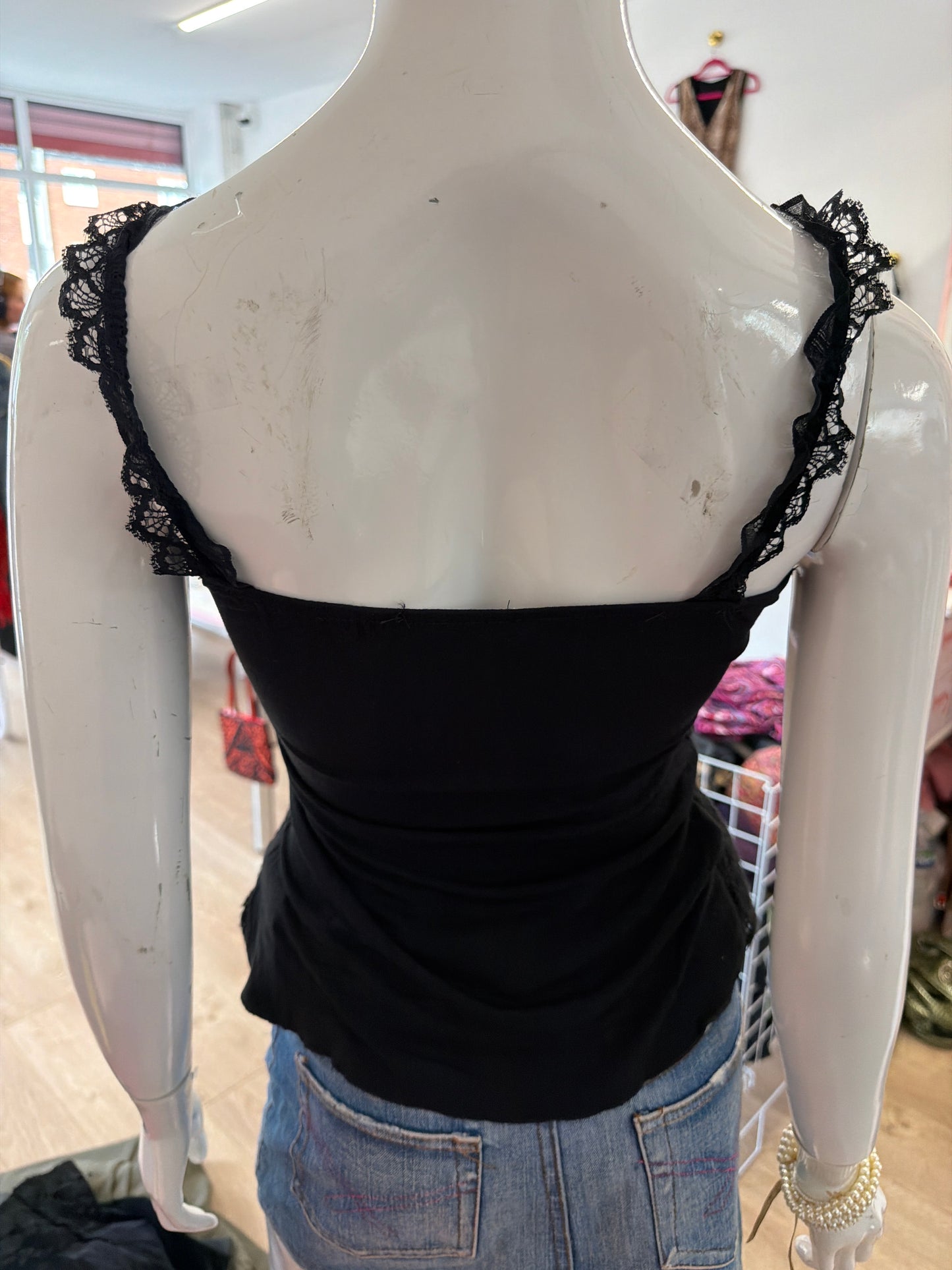 520 Black knit cami top