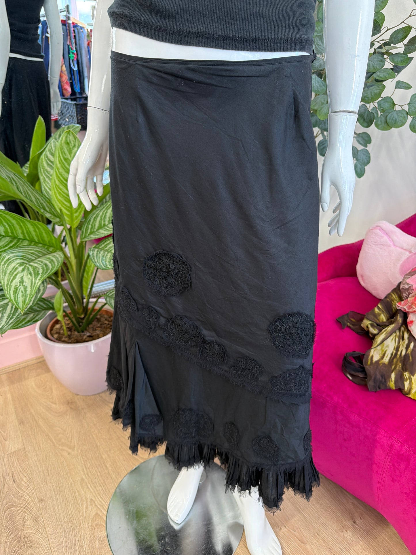 448 Black detailed skirt