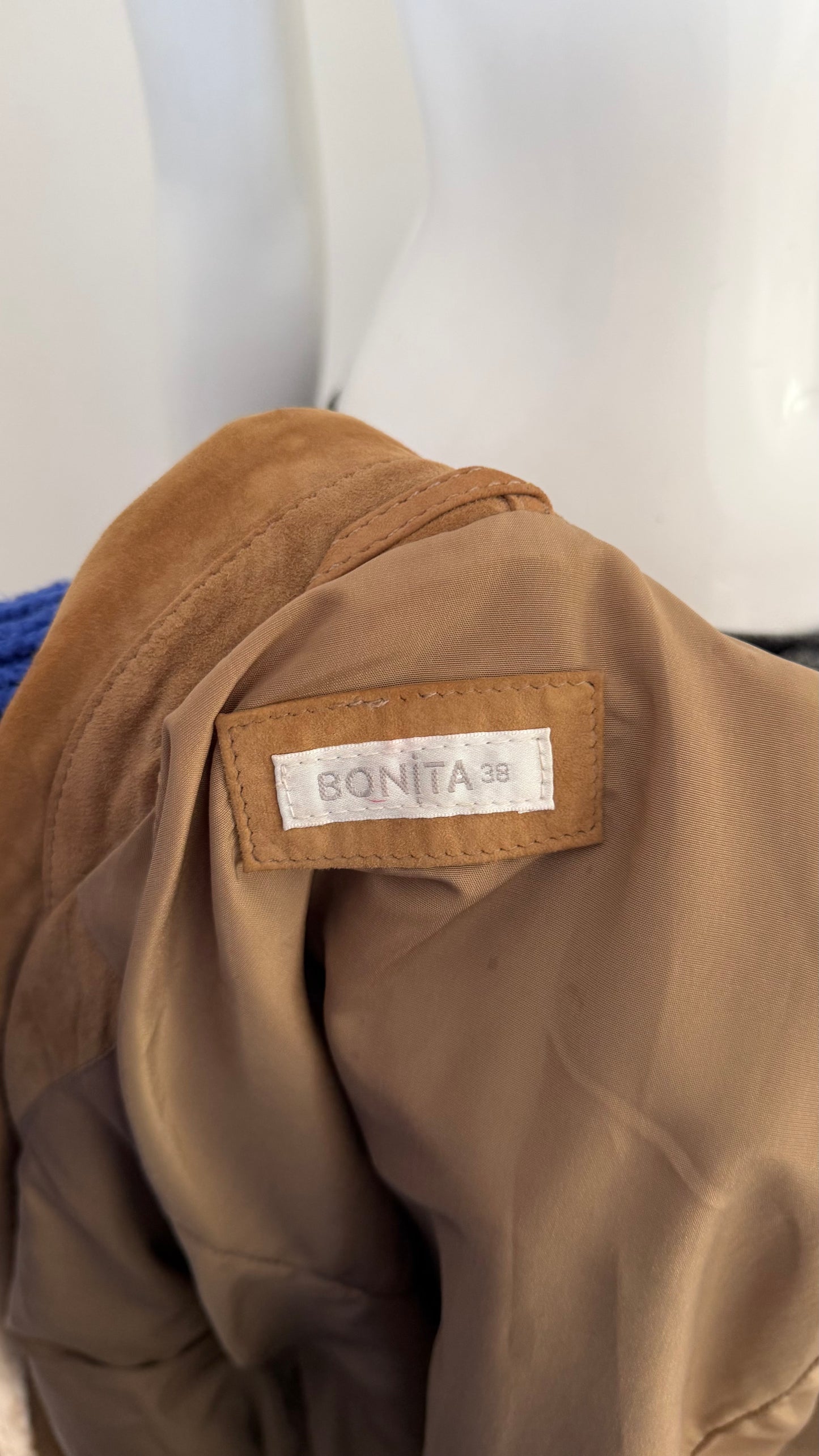 42 Brown suede jacket