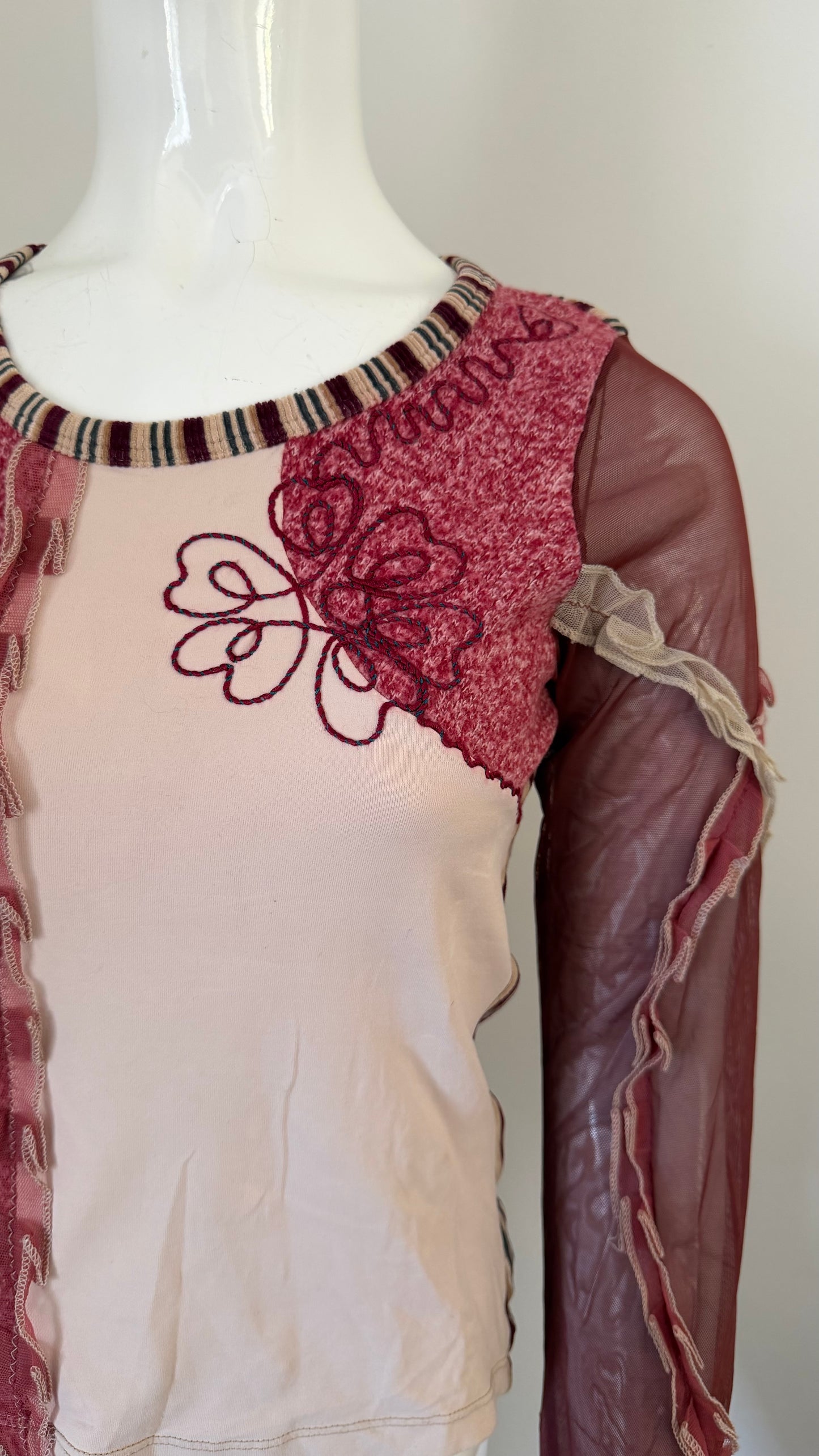 47 Save the queen top