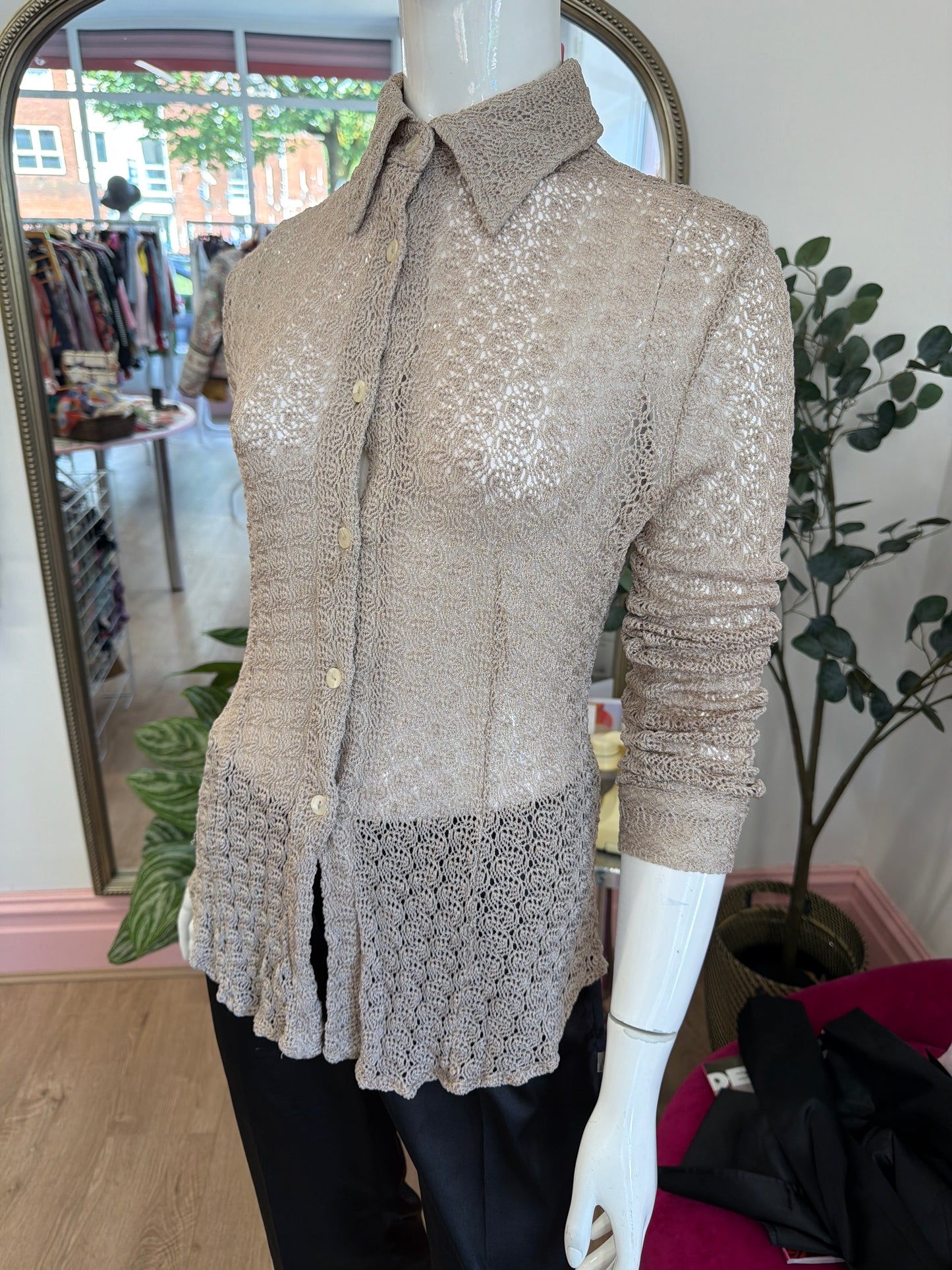 383 Lightweight knit shirt