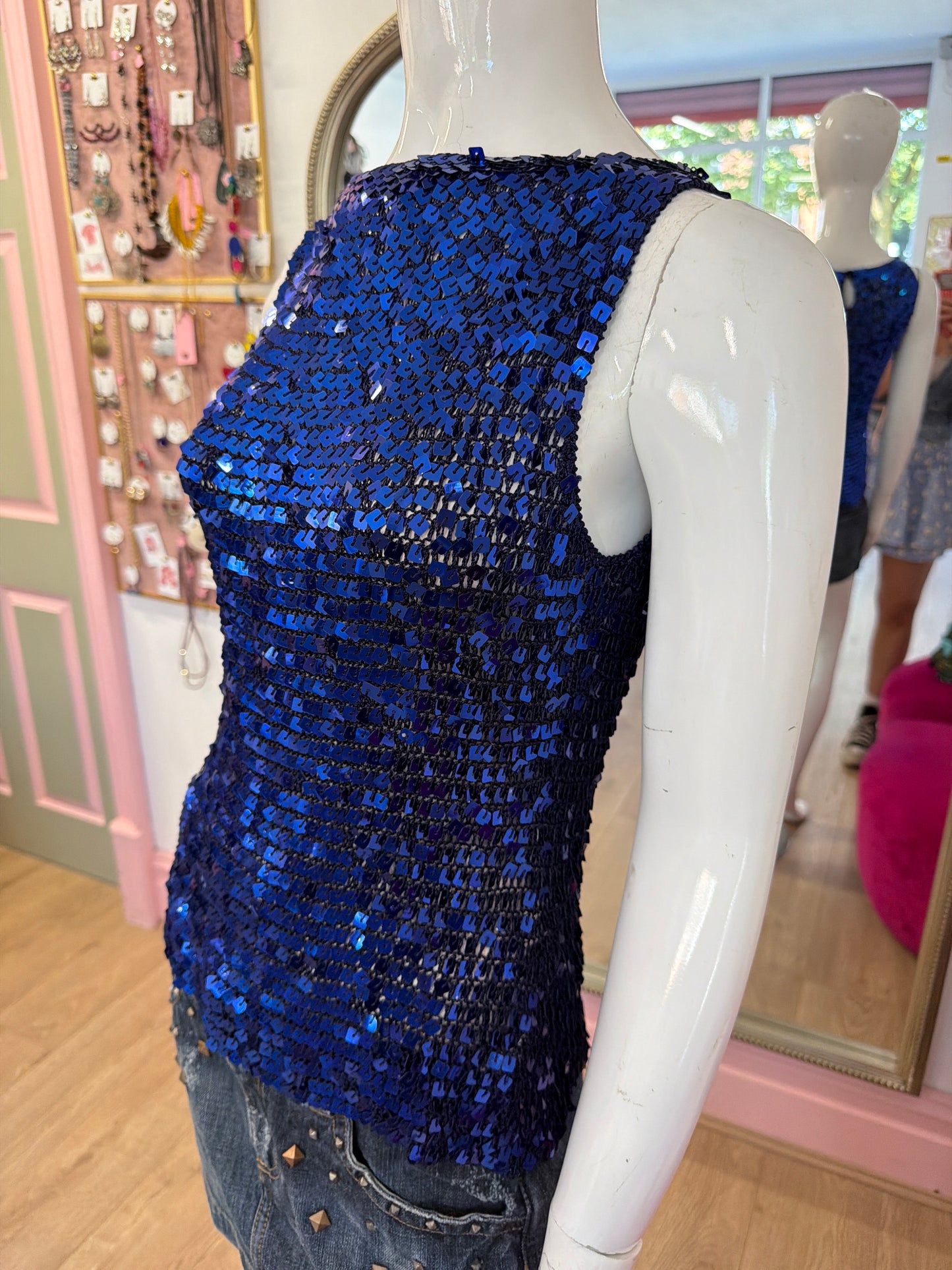 545 Blue sequin top