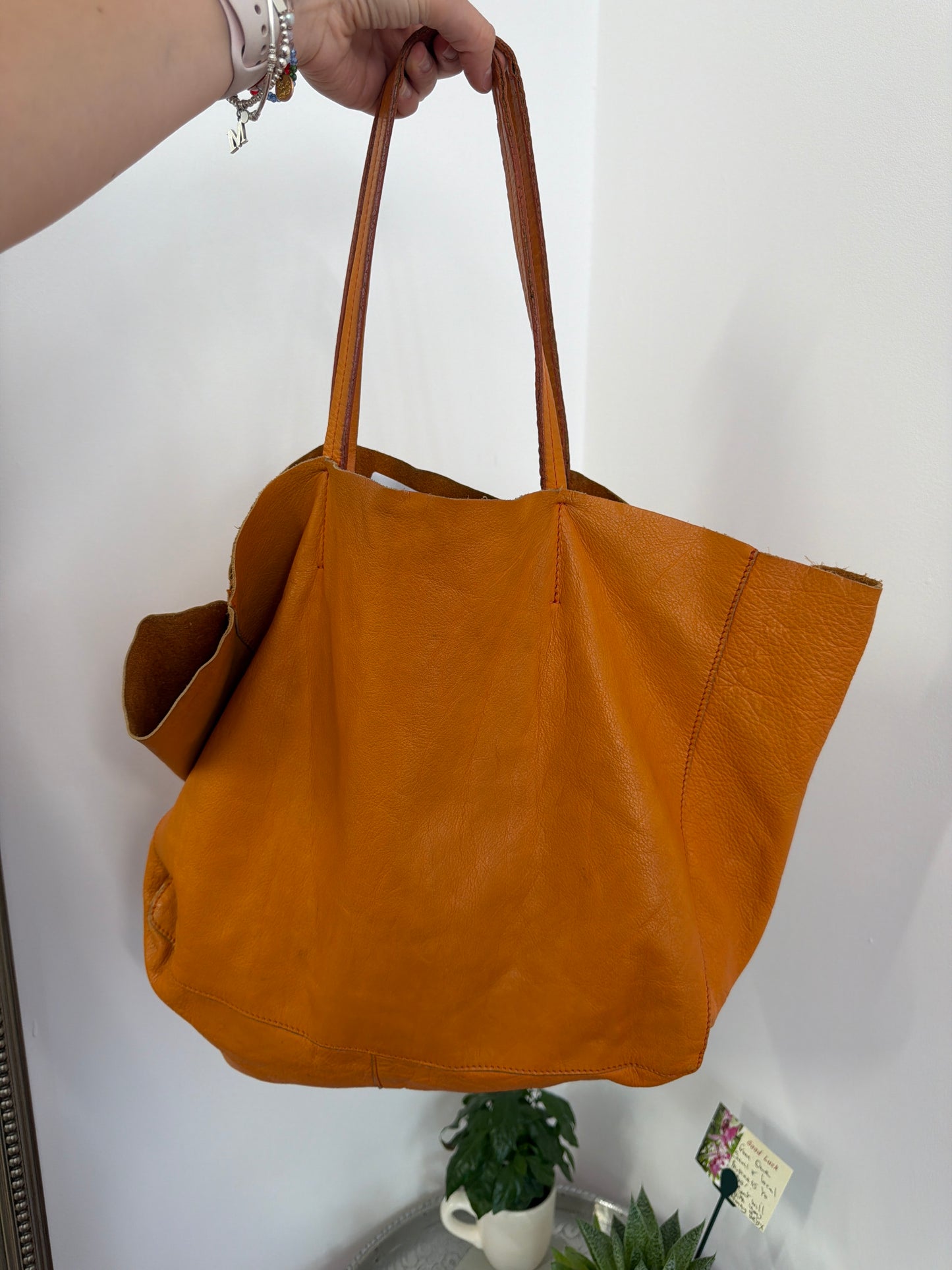 607 Orange leather bag