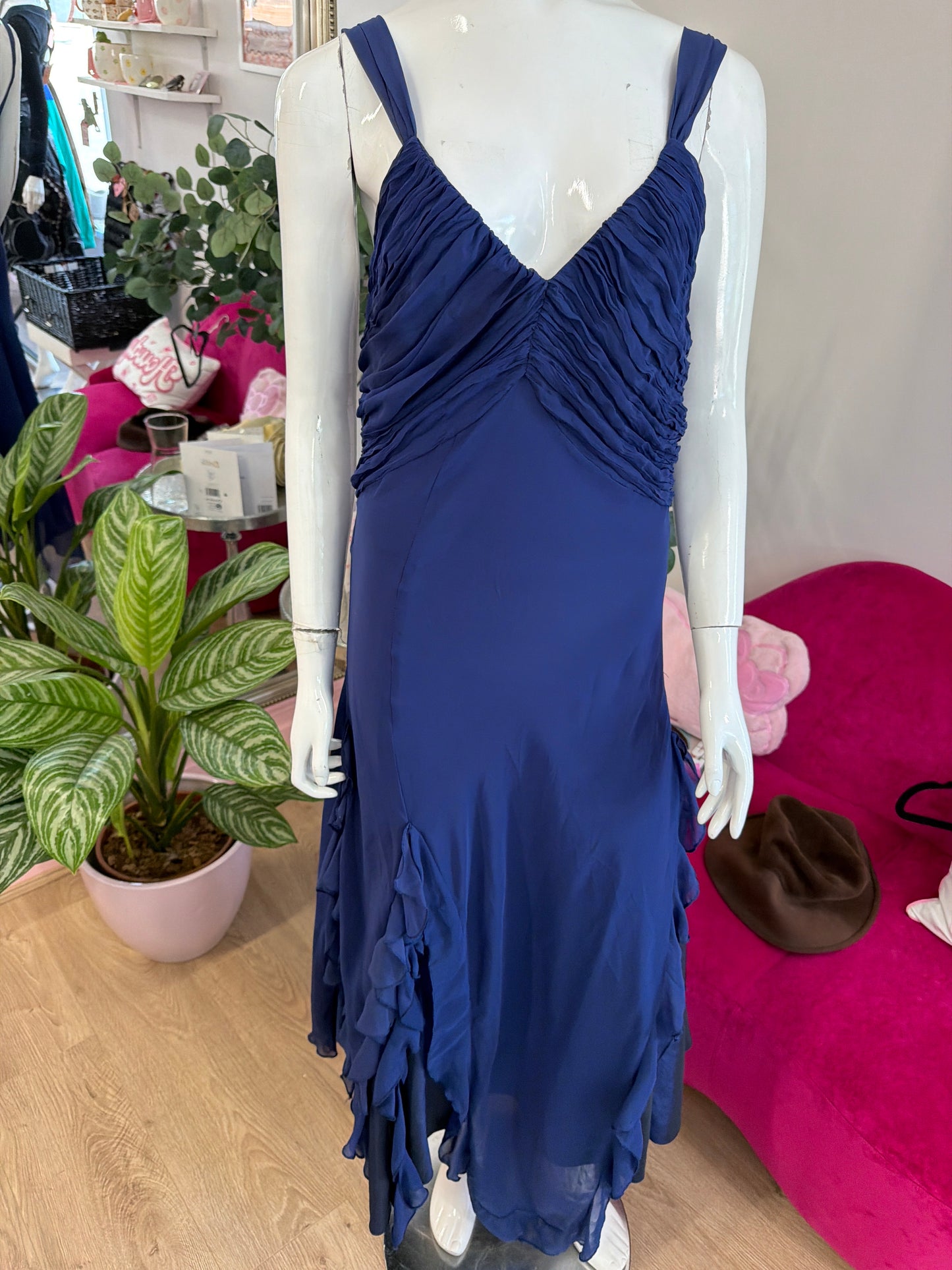 411 Purple formal dress good for prom