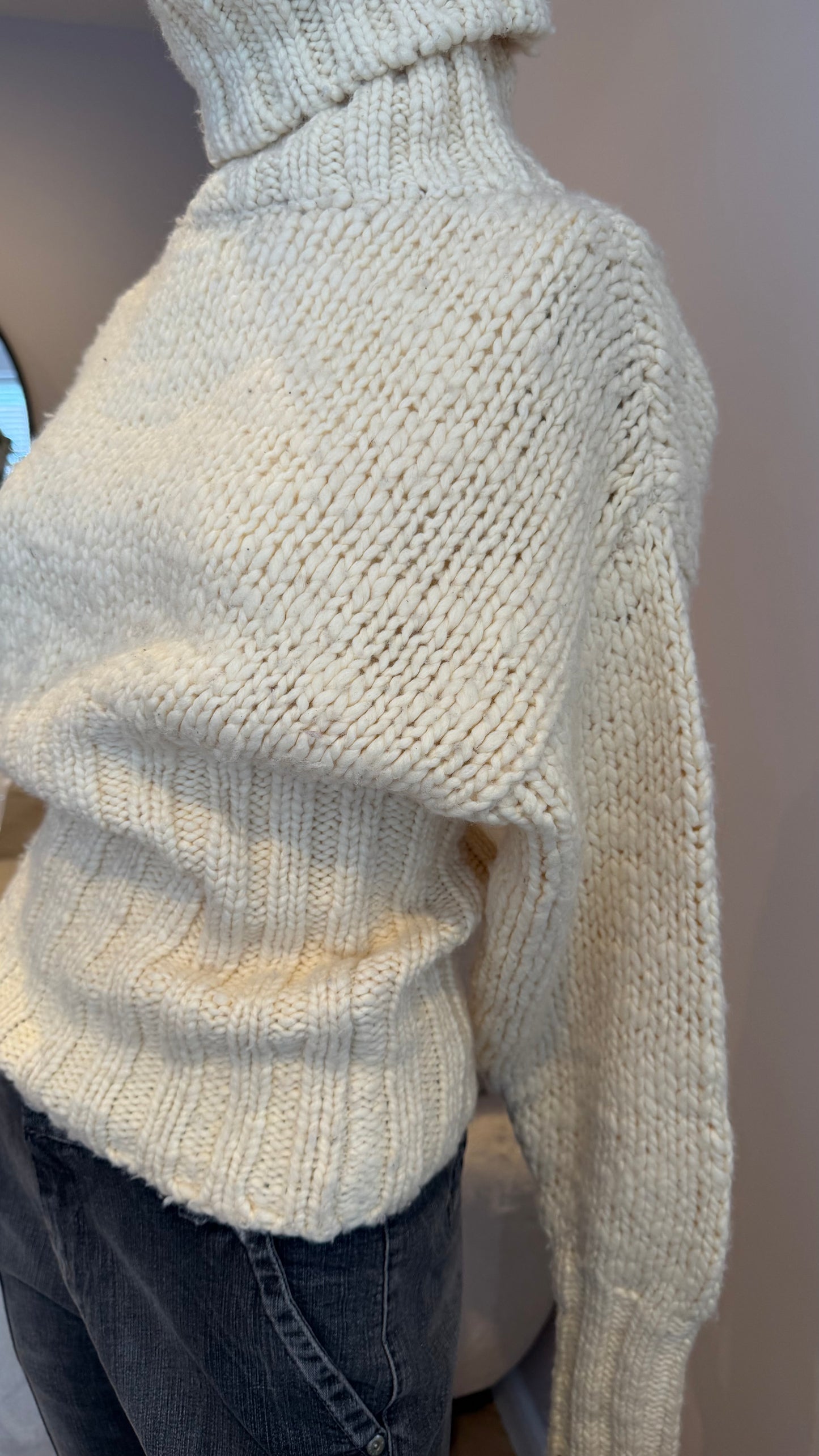 15 Beige Diesel knit jumper