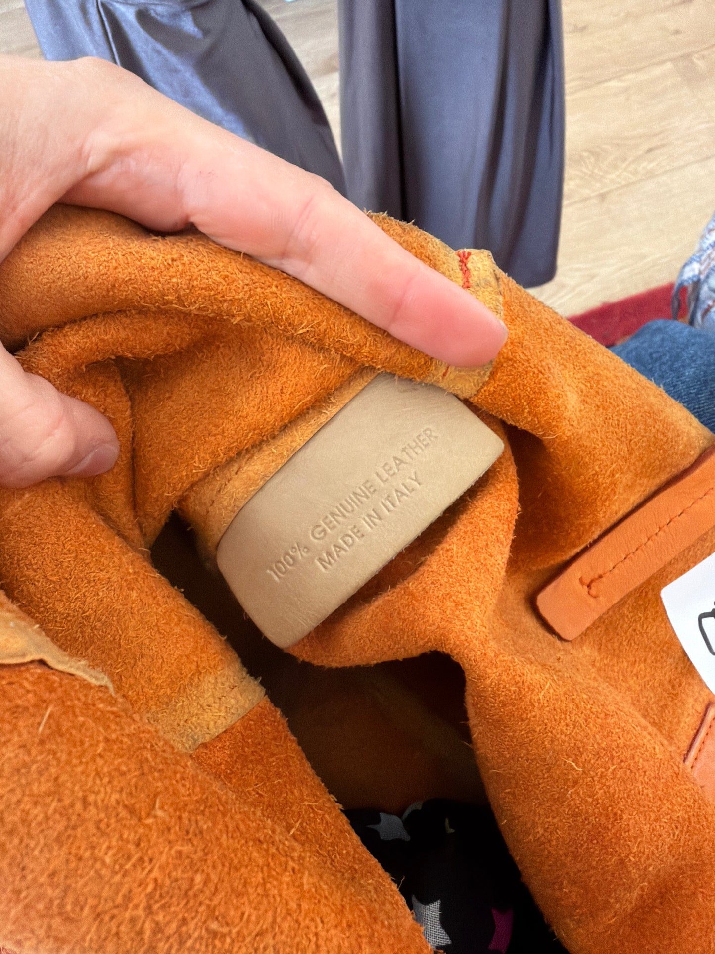 607 Orange leather bag