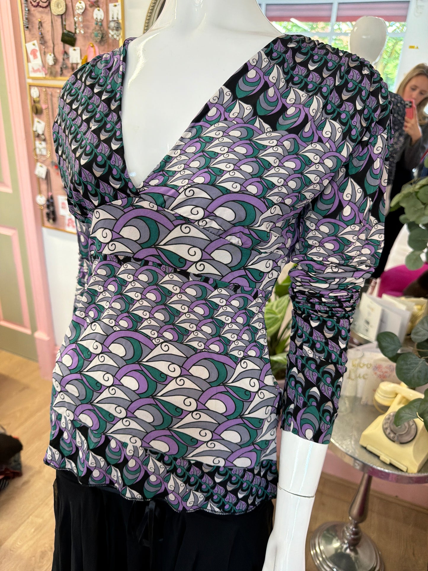 401 abstract print top