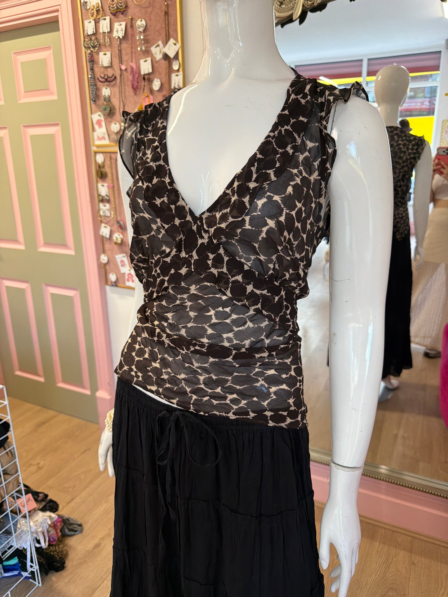 513 Giraffe print mesh top