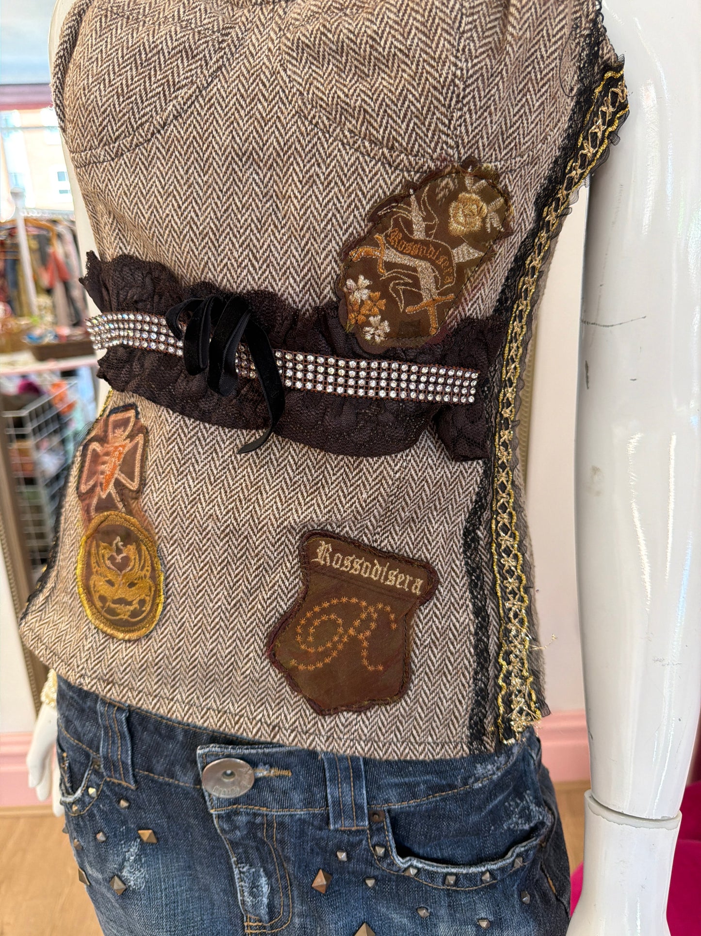 542 brown embroidered corset