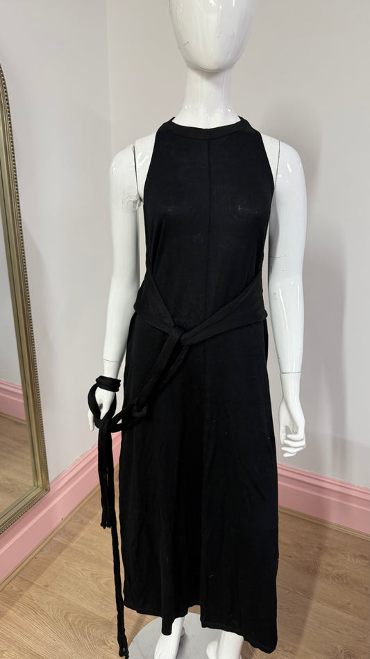 228 black dress