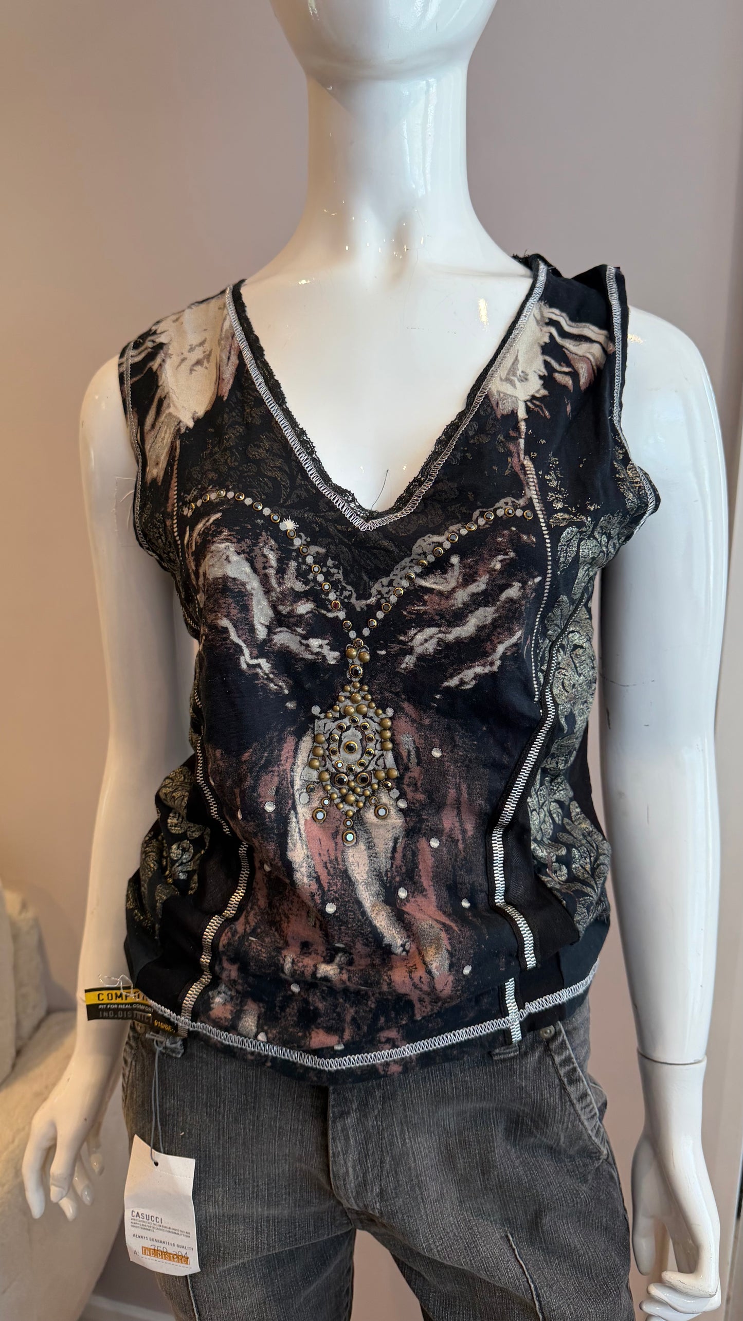 16 Black Top