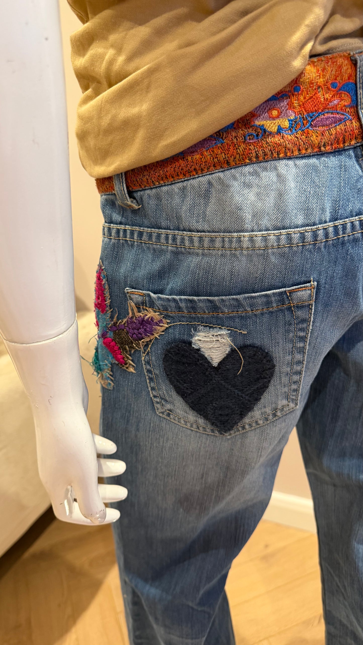 14 Desigual jeans