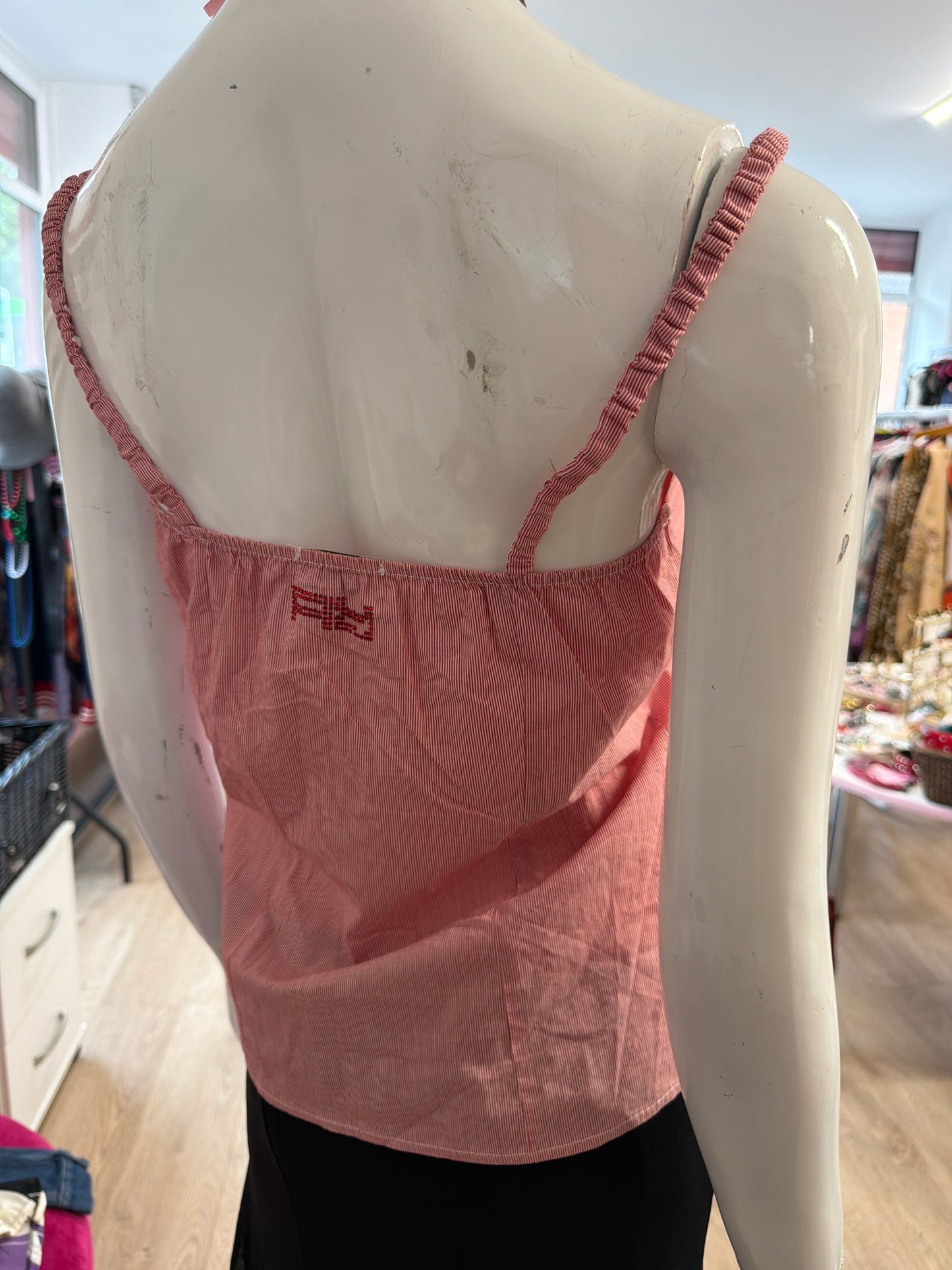 464 Red and white striped top