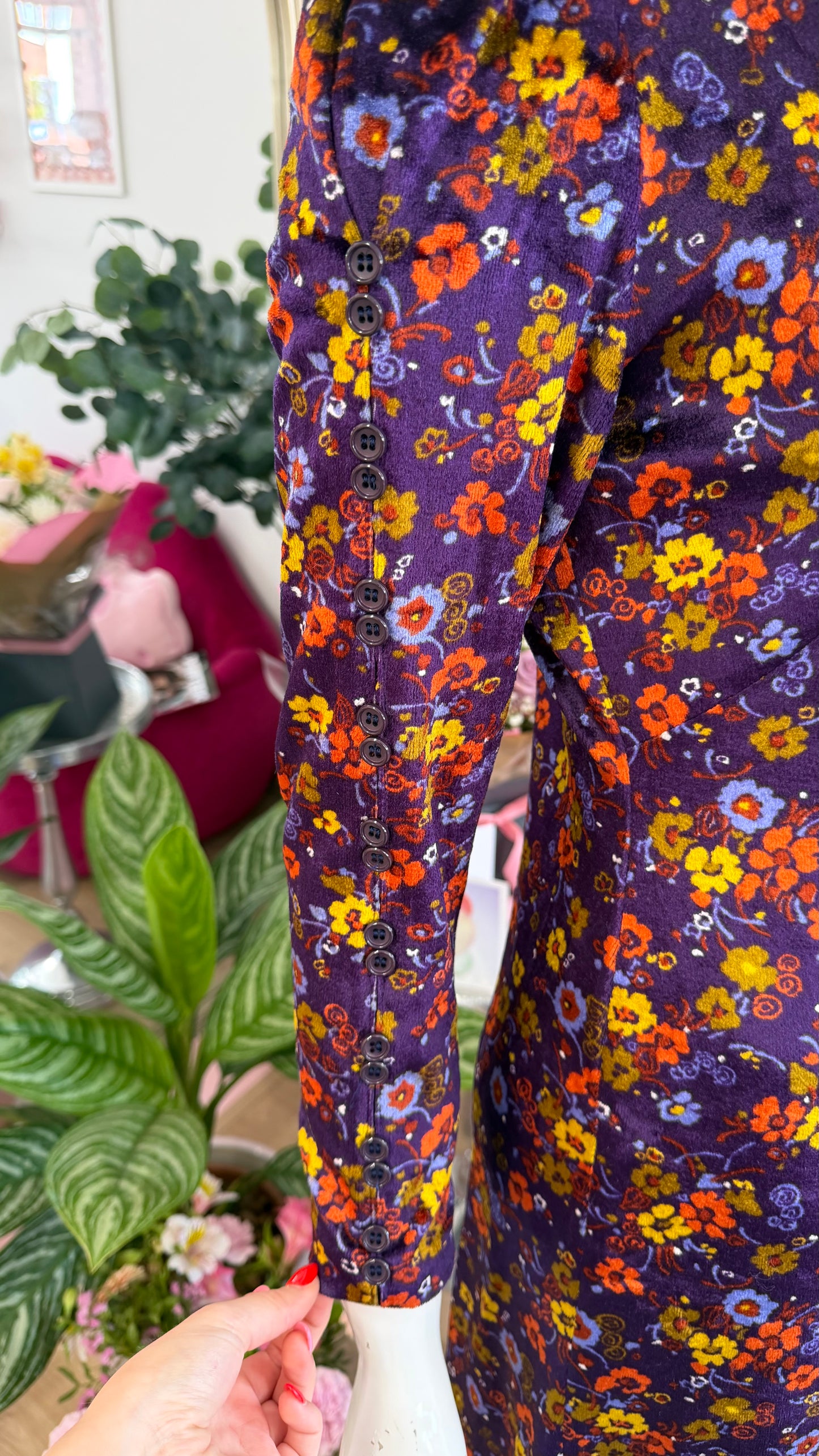327 1970s purple floral long dress