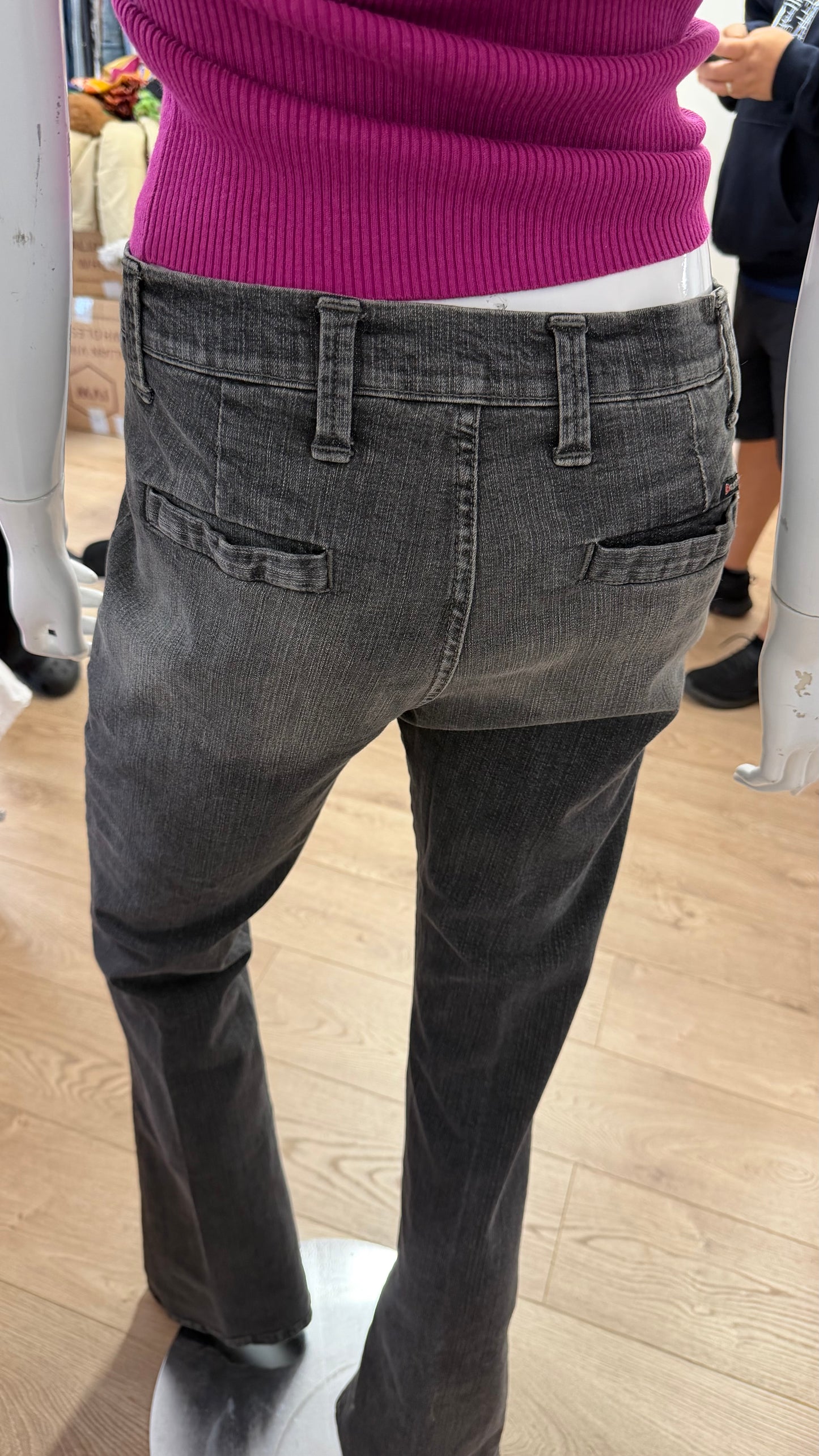 164 Grey jeans