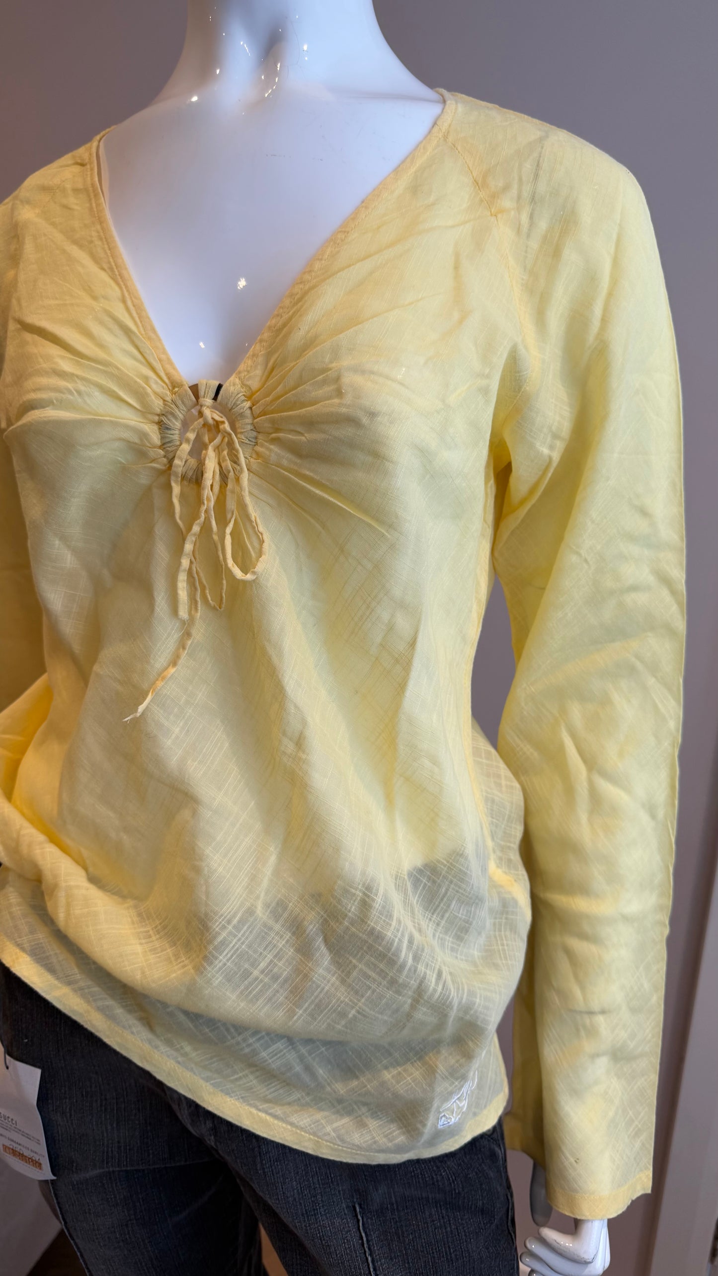 18 Roxy yellow top