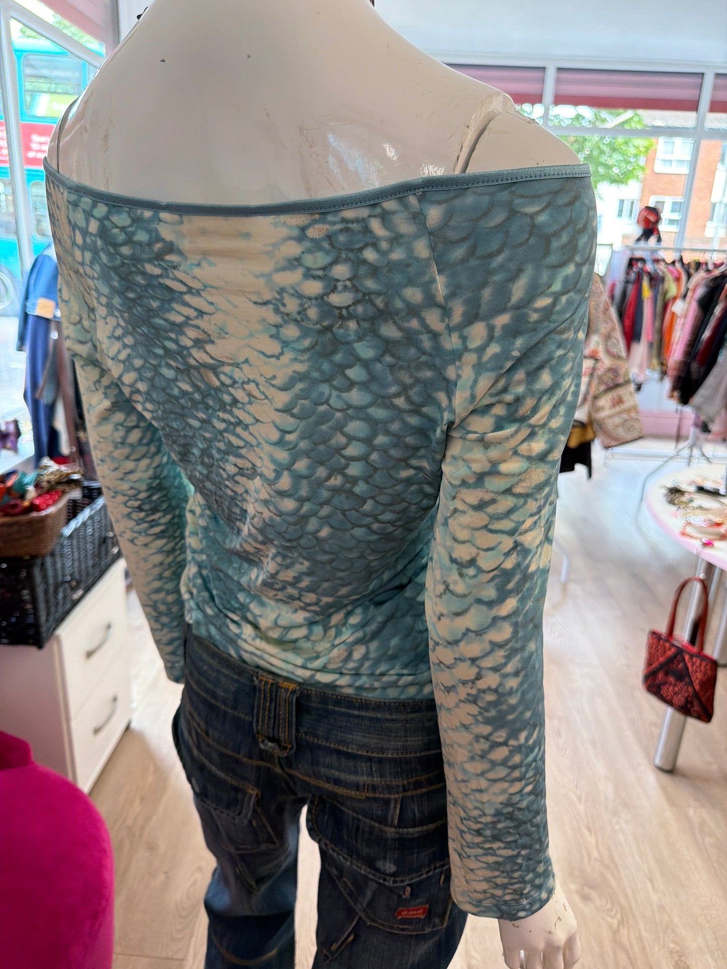 482 Blue snakeskin top