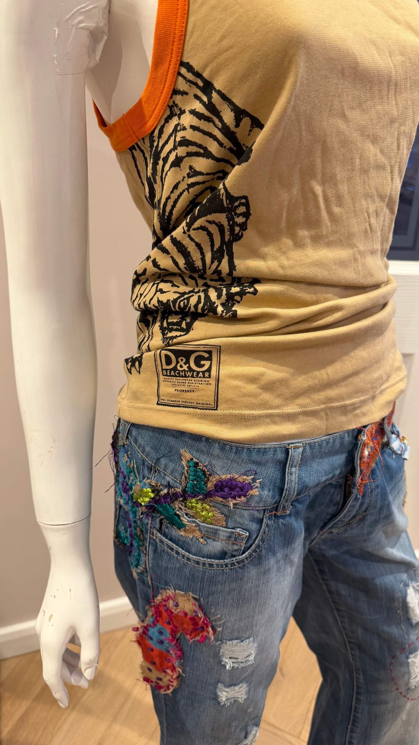 2 Dolce & Gabbana tank top size Small
