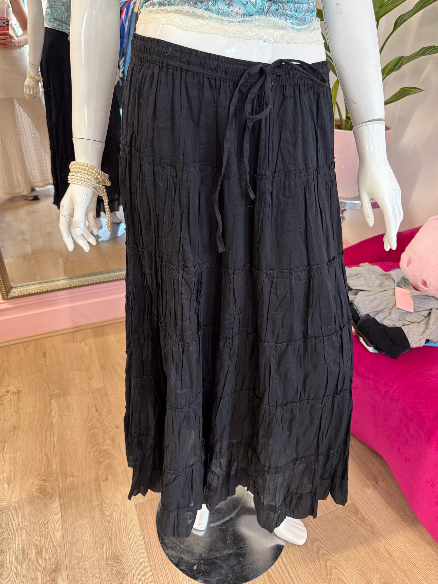 507 Black maxi skirt