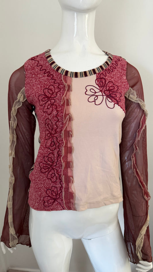 47 Save the queen top