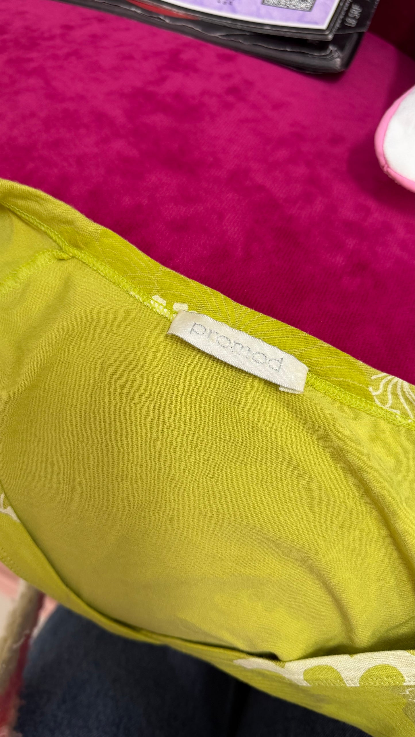 62 Green top