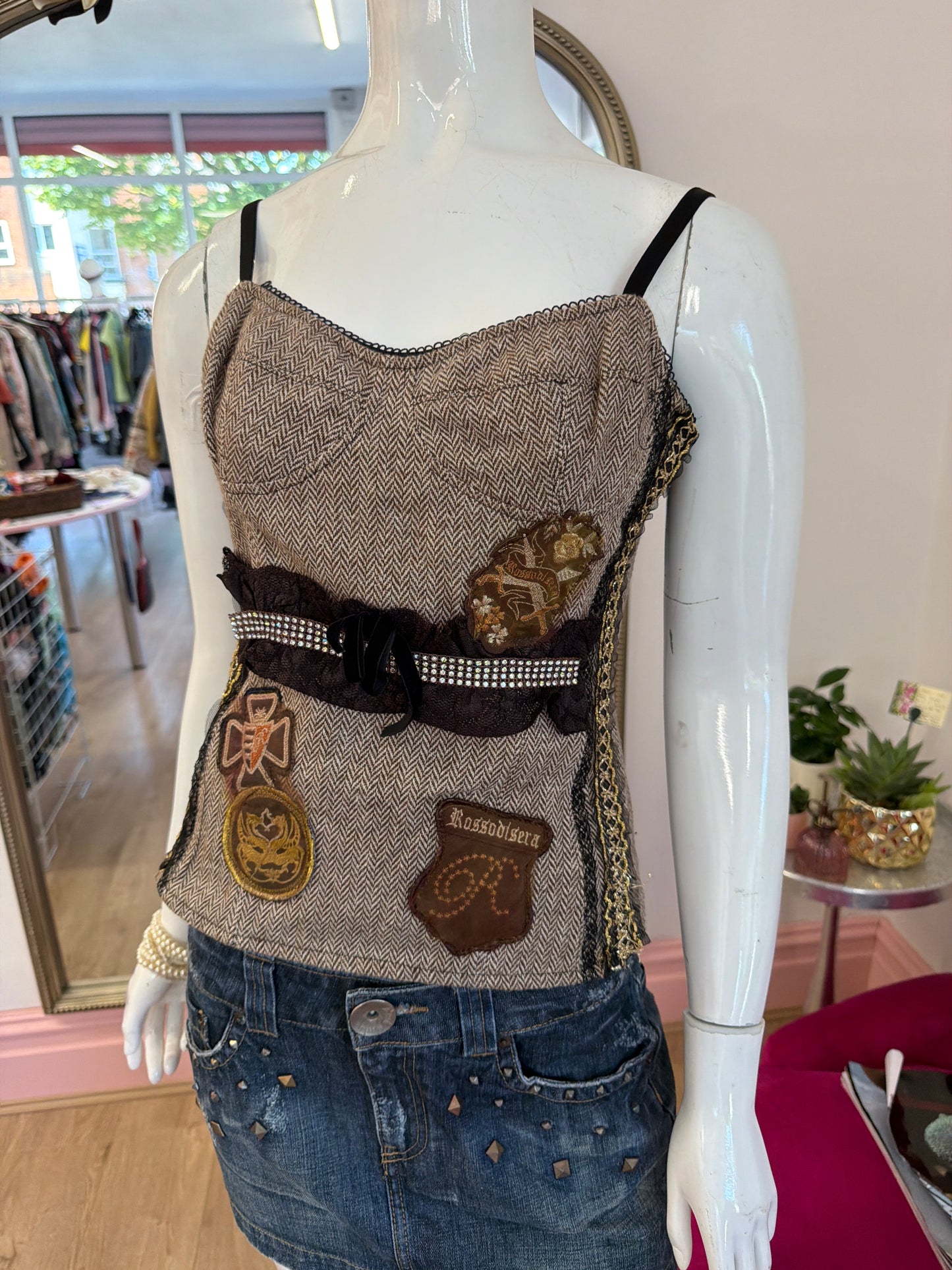 542 brown embroidered corset