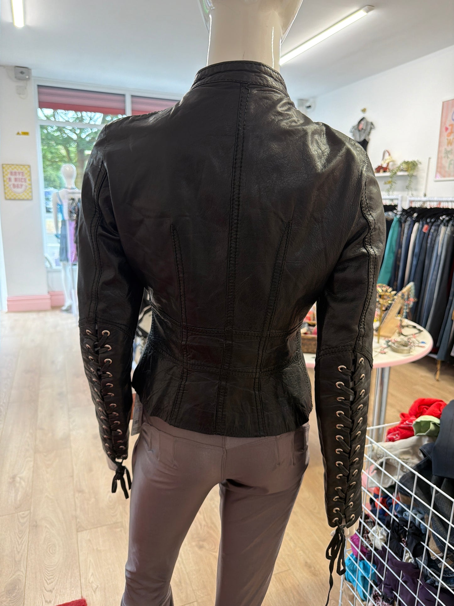 598 Black leather jacket