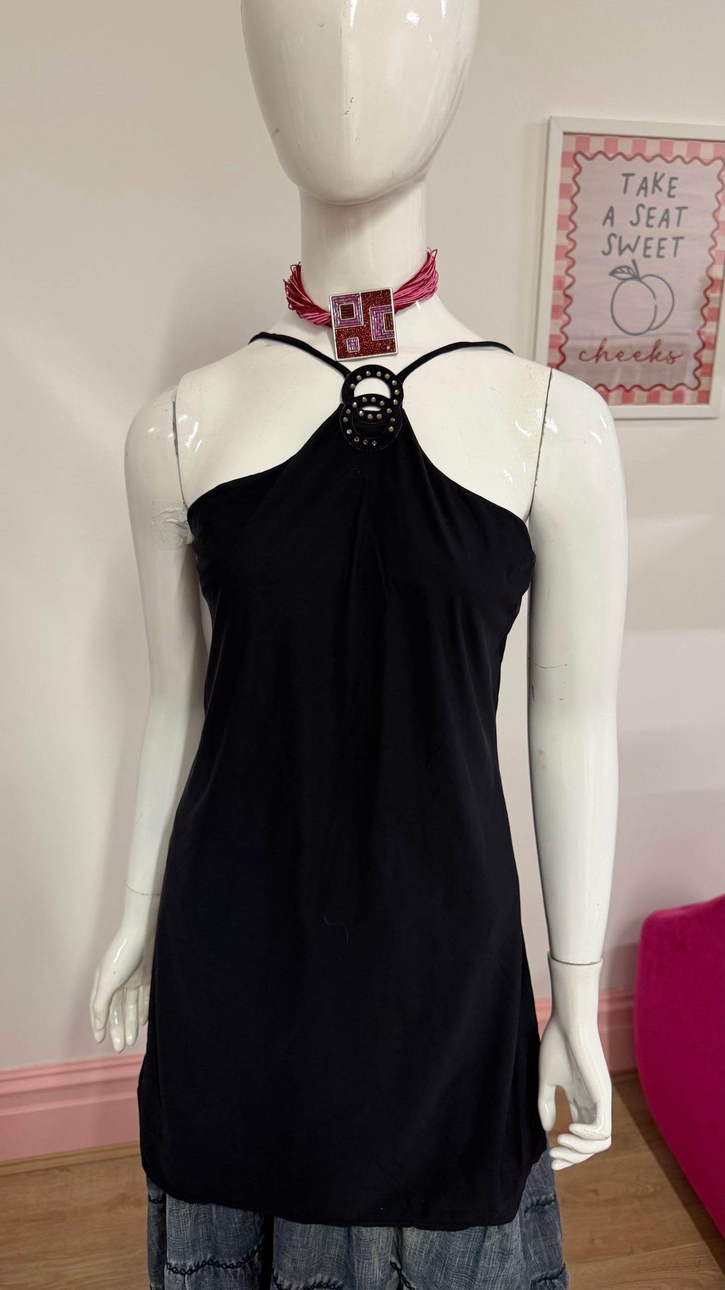 128 black black