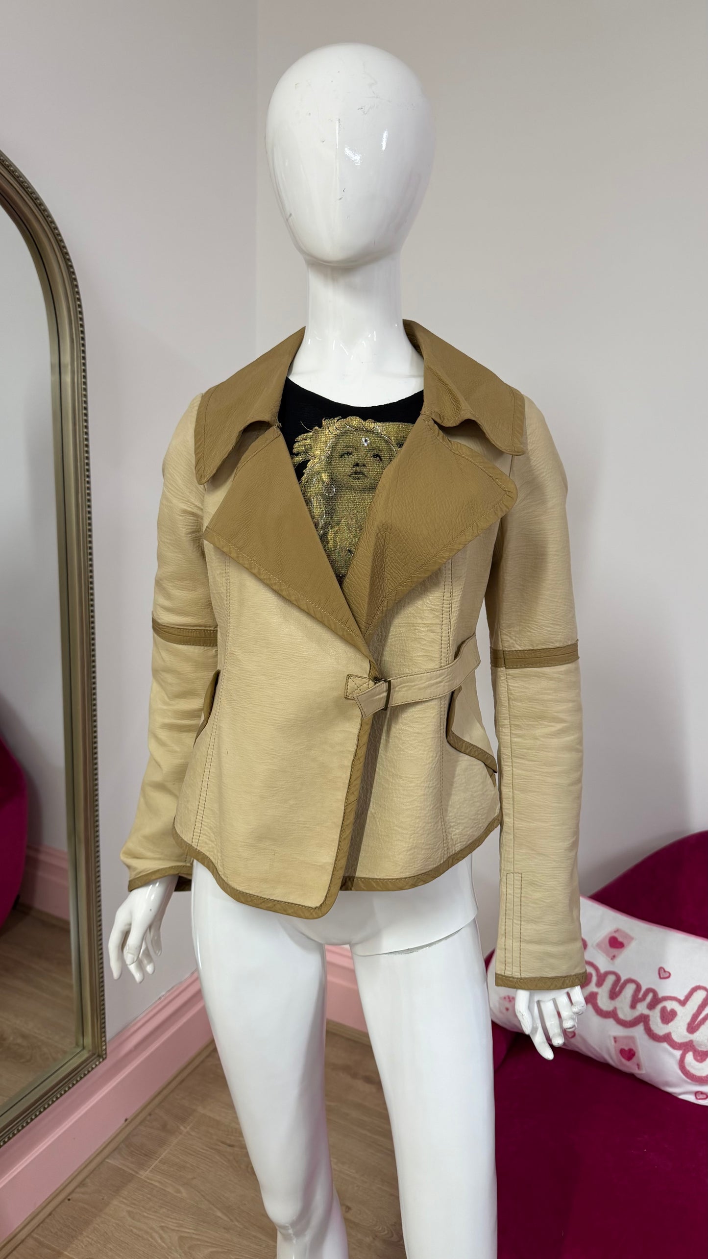 289 Beige leather jacket