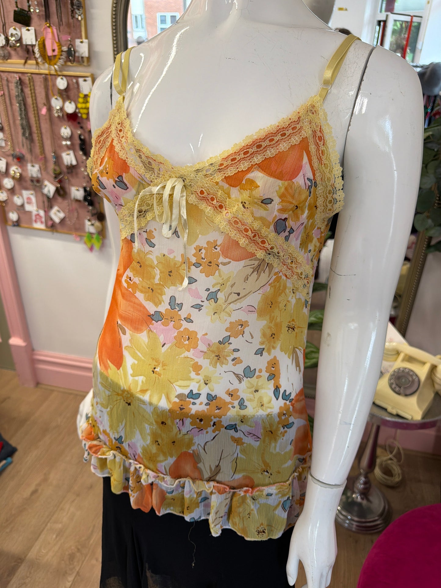 470 Cami floral top