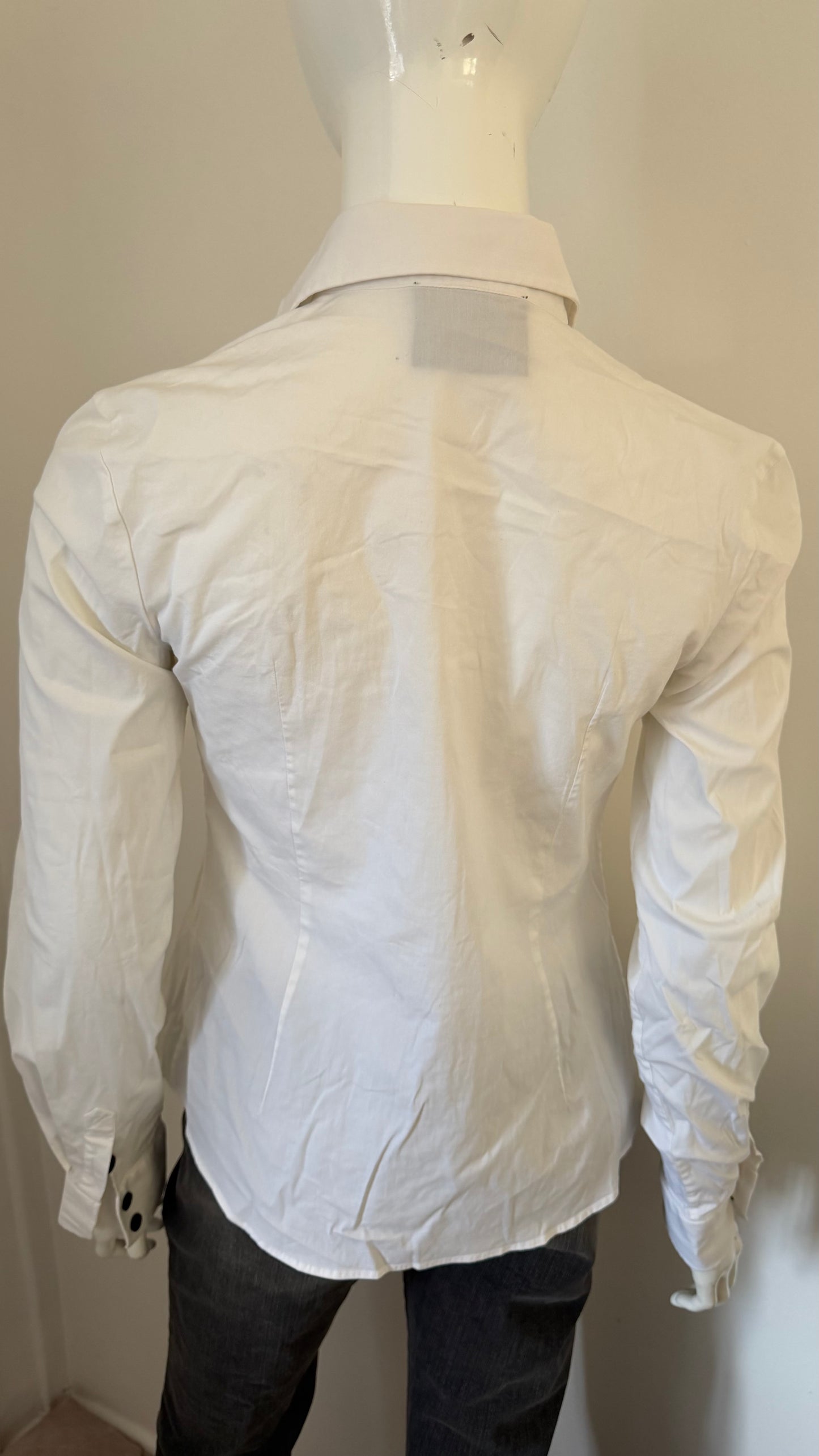 33 Dolce & Gabbana white shirt